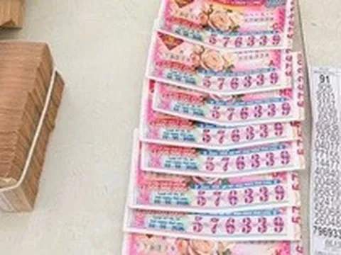 Lời kể từ chủ đại lý vé số nơi nam thanh niên mua giúp cụ già 8 tờ và trúng độc đắc 16 tỉ đồng