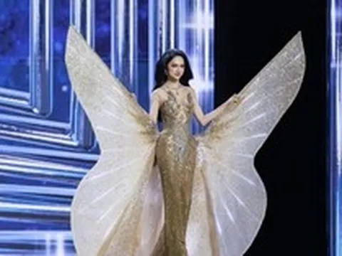 Hương Giang thông báo ngày trọng đại, hàng trăm người vào chúc mừng