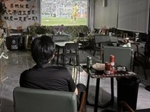 Người đàn ông mời 4.000 người đến xem World Cup cùng mình nhưng kết quả không một ai đến