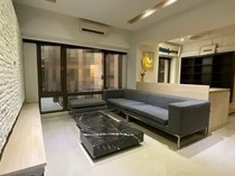 Người đàn ông chi 700 triệu sửa nhà nửa năm, dọn vào mới biết nhầm căn của hàng xóm: Chủ đầu tư nói do “dán sai số nhà”