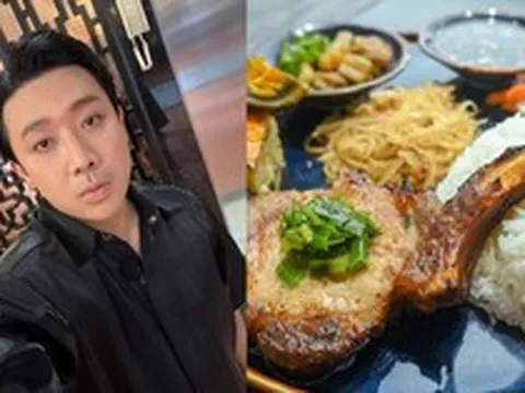 Trấn Thành ăn sáng tại nơi định giá 4000 tỷ, gây sốc với dĩa cơm tấm được nấu từ thịt heo hoàng gia Tây Ban Nha