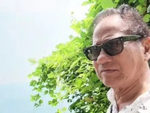 Chế Linh U90 leo bộ lên đỉnh Yên Tử: "Non sông đất nước hùng vĩ quá"