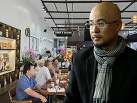 Cảnh tượng tại quán cà phê của ông Đặng Lê Nguyên Vũ ở đường Tân Sơn Nhì, TPHCM