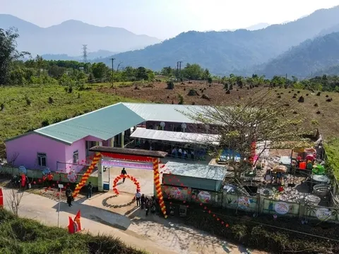 Japan’s casual wear brand builds school for mountain children in central Vietnam