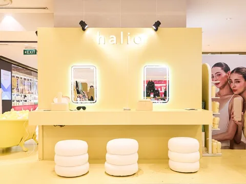 HÀ THỊ HẰNG TRẢI NGHIỆM KHÔNG GIAN "LÀM ĐẸP TẠI NHÀ" CÙNG HALIO TẠI TAKASHIMAYA