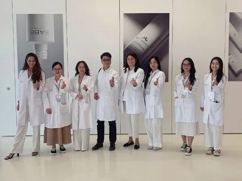 CEO Phạm Thị Anh Tú: Không ngừng học hỏi trên hành trình xây dựng Tú Beauté và Skin Wisdom Clinic