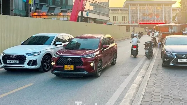 Hà Nội cấm xe đi đường Trần Hưng Đạo để thi công ga ngầm metro