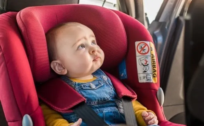 Ghế an toàn cho trẻ trên ô tô: Quy định đã có, sao phụ huynh vẫn bối rối?