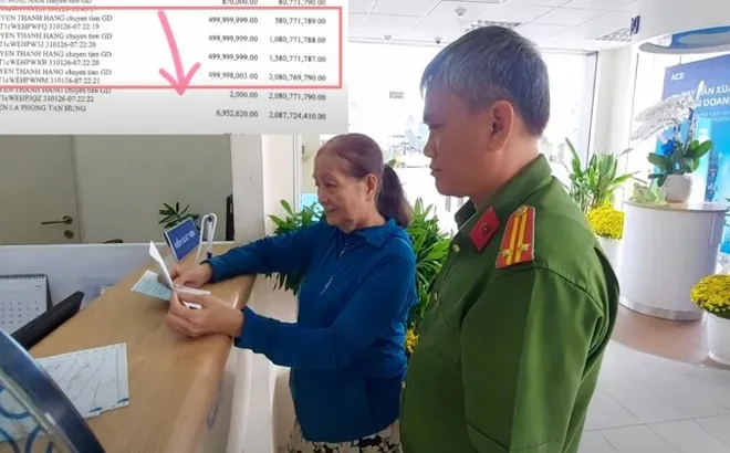 Tài khoản ACB liên tiếp nhận 4 giao dịch với tổng số tiền 2 tỷ đồng trong 1 phút, cụ bà 70 tuổi lập tức báo công an