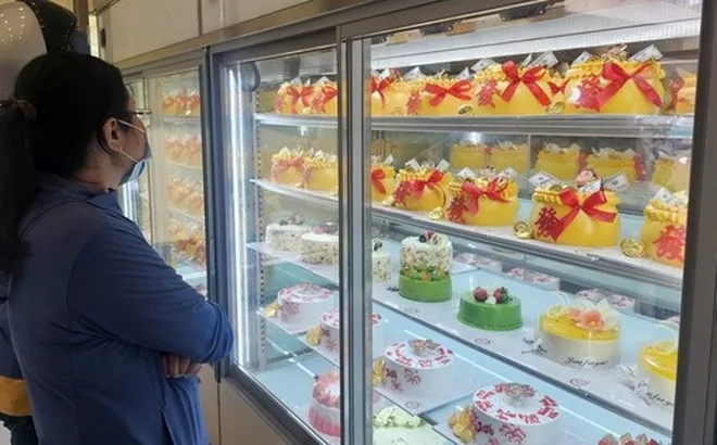 Ngoài vàng bạc, những mặt hàng nào đang “cháy hàng” dịp vía Thần Tài?