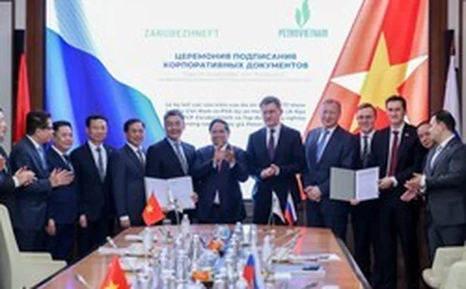 Gặp Thủ tướng, DN khổng lồ của Nga muốn xây kho dự trữ ‘kho báu’ trong lĩnh vực chiến lược của Việt Nam