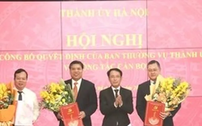 Công bố quyết định của  Ban Thường vụ Thành ủy Hà Nội về công tác cán bộ