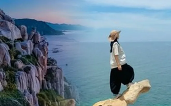 Cảnh báo mỏm đá chụp hình đang gây sốt ở Ninh Thuận: Đẹp nhưng tiềm ẩn nhiều nguy hiểm