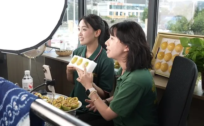 Giải bóng đá Thôn Siêu tại Quý Châu, Trung Quốc mở ra cơ hội mới cho ngành nông nghiệp