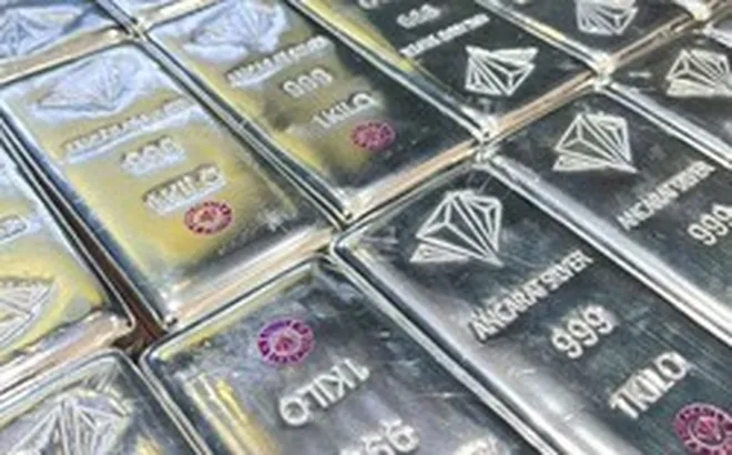 Giá bạc thỏi, bạc miếng sáng ngày 11/8 tại Sacombank, Ancarat, DOJI, Bảo Tín Mạnh Hải,..