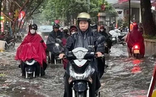 Từ đêm nay, miền Bắc bước vào đợt mưa 
rất lớn