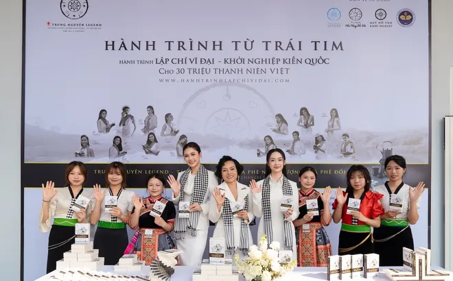 Hoa khôi Như Quỳnh: Không được chọn nơi sinh ra, nhưng có thể chọn cách đổi đời