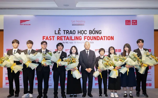 Lộ diện 09 gương mặt xuất sắc chinh phục học bổng toàn phần Quỹ Fast Retailing 2026: Chính thức mở đơn cho mùa tuyển sinh 2027!