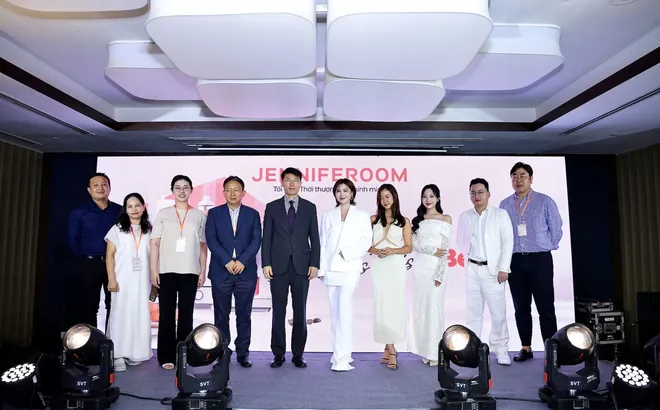 Trải nghiệm “Be simple, Be stylish, Be you” cùng JENNIFEROOM tại chuỗi cửa hàng LocknLock